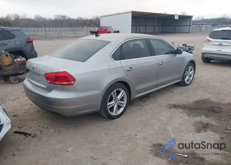 2014 Volkswagen Passat 2.0L Tdi Se from USA, damaged, VIN 1VWBN7A33EC110443